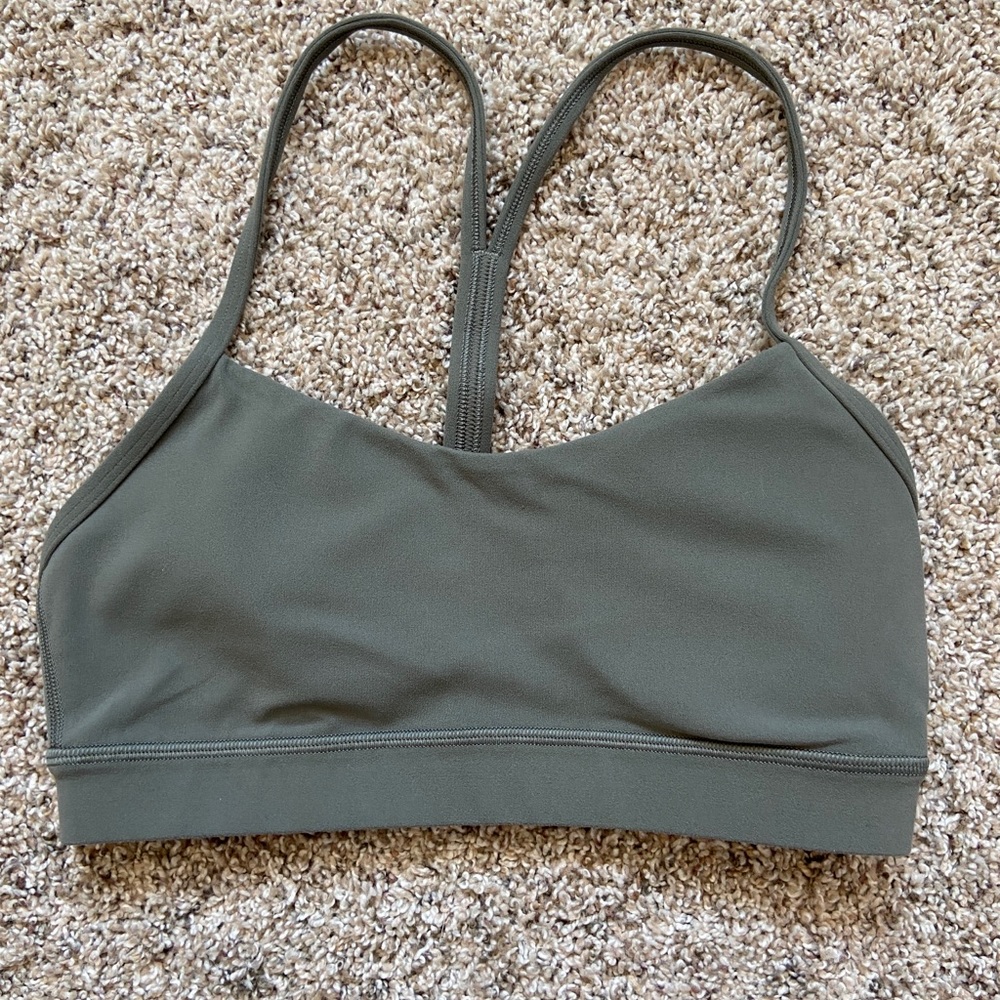 lululemon Flow Y Bra Grey Sage sz 6